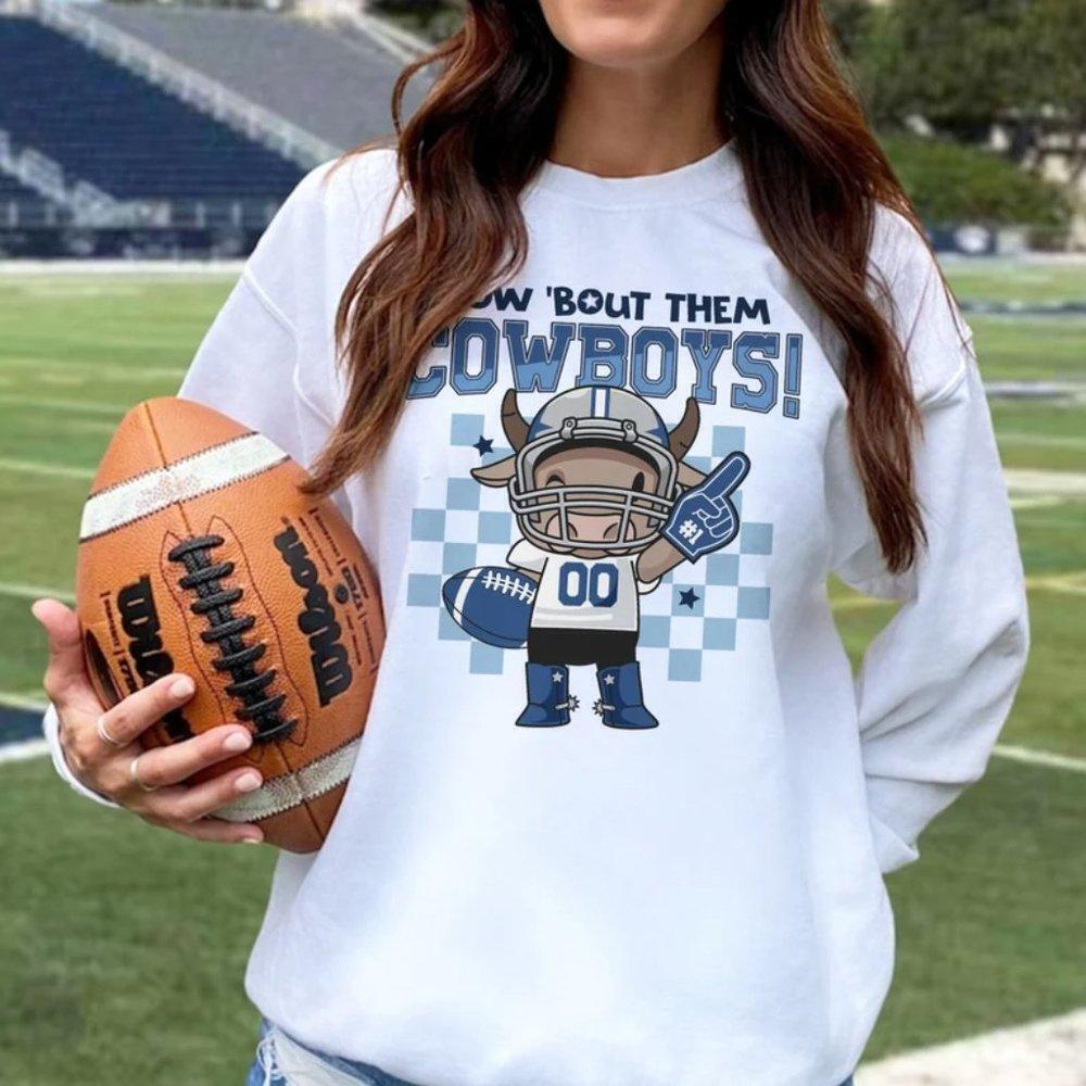 Cowboy Football How Bout Them Cowboys Graphic Crewneck Sweatshirt